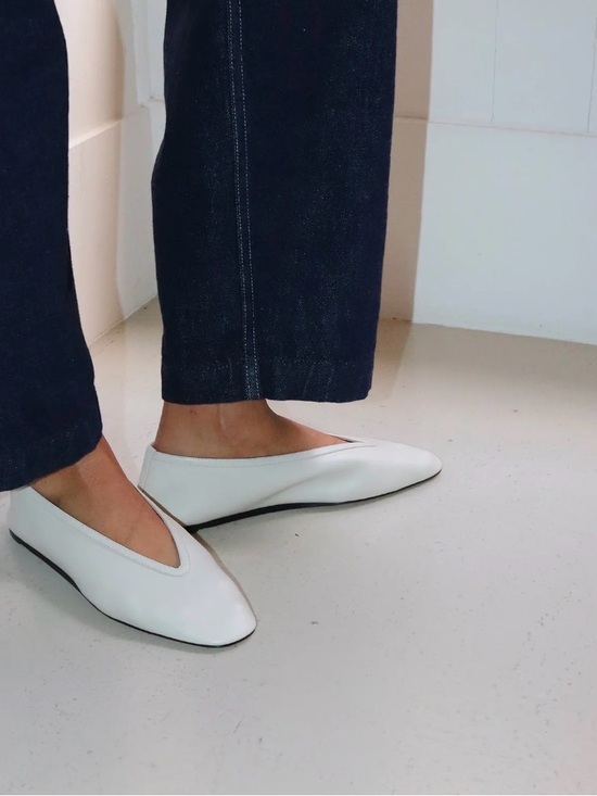 Le Monde Beryl Shoes - Le Monde Beryl Luna Ballerina Shoes